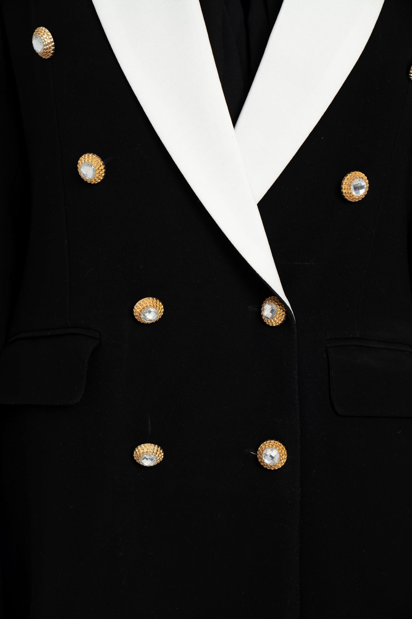 ALJAWHARH-BLACK AND WHITE